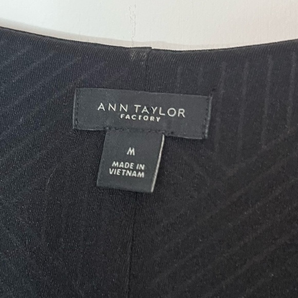 Ann Taylor Faux Wrap Tie Front Dress Sz M - Picture 3 of 5